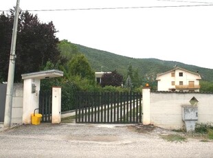 appartamento in vendita a Pettorano sul Gizio