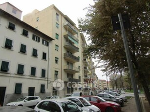 Appartamento in Vendita in Piazza Giuseppe Mazzini 38 a Livorno