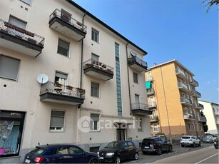 Appartamento in Vendita in Via Contardo Ferrini a Pavia