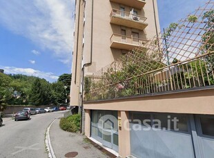 Appartamento in Vendita in Via Domenico Pino 5 a Como