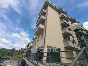 Appartamento in Vendita in Via Gioacchino Rossini 26 a Como