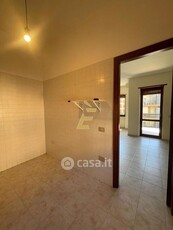 Appartamento in Vendita in Via Monserrato Rossello 16 a Cagliari