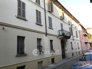 Appartamento in Vendita in Via Pietro Carpanelli 20 a Pavia