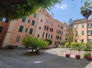 Appartamento in Via Giordano Bruno, Roma (RM)