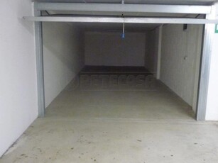 Box in Affitto a Vicenza, 15 m²