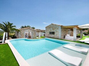 Casa a Castiadas con giardino, terrazza e barbecue