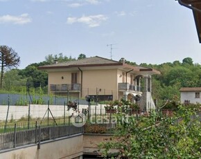 Casa Bi/Trifamiliare in Vendita in Via dei Mulini 767 a Como