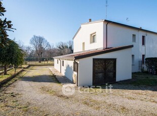 Casa Bi/Trifamiliare in Vendita in Via Egidio Forcellini a Padova