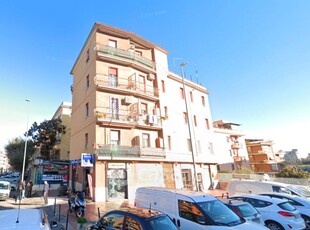 Casa indipendente in Vendita in Via Gabriele D'Annunzio a Monza