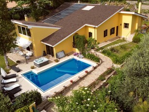 Esclusiva villa di 600 mq in vendita Largo Olgiata 15, Roma, Lazio