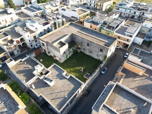 Palazzo di 1000 m² in vendita Via dei Cretesi, Oria, Brindisi, Puglia