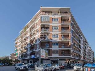 Prestigioso appartamento di 188 m² in vendita Largo Oreste Giorgi 10, Roma, Lazio