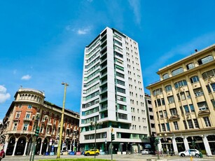 Prestigioso appartamento di 243 m² in vendita Via Pietro Micca 21, Torino, Piemonte