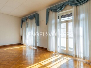 Prestigioso appartamento di 270 m² in vendita Via Guglielmo Marconi, 16, Bologna, Emilia-Romagna