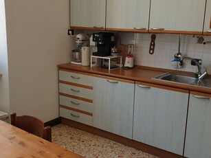 Quadrilocale in Vendita a Ascoli Piceno, zona Campo Parignano, 135'000€, 80 m²