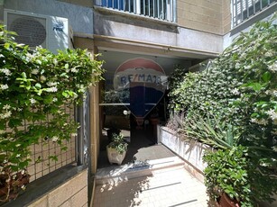 Trilocale in Vendita a Napoli, zona Soccavo, 355'000€, 105 m²