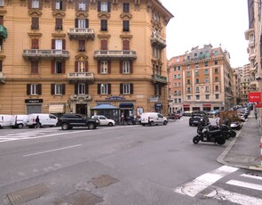 Ufficio in affitto Genova