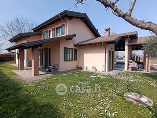 Villa in Vendita in Via Franco Fornari a Piacenza
