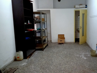 magazzino-laboratorio in vendita a Sanremo