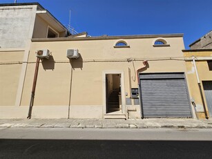 Appartamento in vendita a Mesagne Brindisi Centro