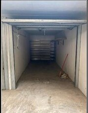 Box-garage zona nuova inps-ospedale