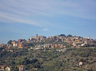 Box in vendita a Ferentino