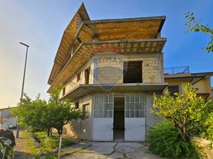 Casa indipendente in Strada provinciale san tommaso, Ortona, 10 locali