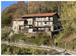 Casa indipendente in vendita a Aurano