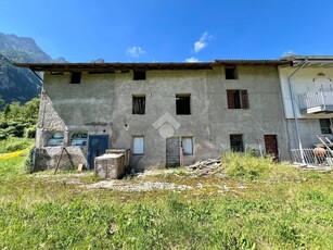 Casa indipendente in vendita a Castel Ivano
