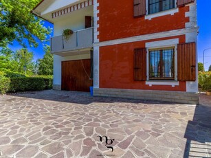Casa indipendente in vendita a Castelfranco Emilia
