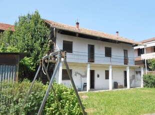 Casa indipendente in vendita a Fontaneto D'Agogna