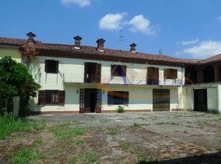 Casa indipendente in Via Cesare Battisti, Frugarolo, 9 locali, 2 bagni