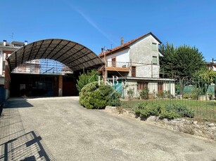 Casa indipendente in Via fleming 25, Acqui Terme, 9 locali, 2 bagni
