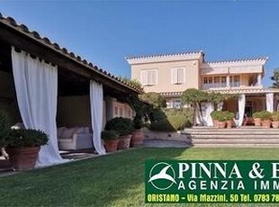 ORISTANO - VILLA Piscina Giardino