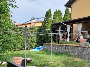 Villa A schiera arredato 200 mq.