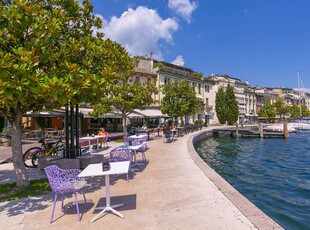 Villa di charme con WiFi, balcone e TV a schermo piatto, a pochi passi dalla spiaggia