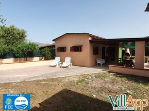 Villa in affitto Latina