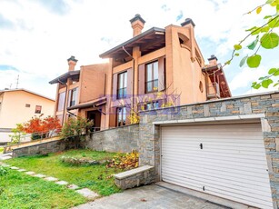 Villa in vendita a Canegrate