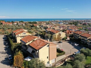 Villa in vendita a Citta' Sant'Angelo