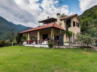 Villa in vendita a Formia