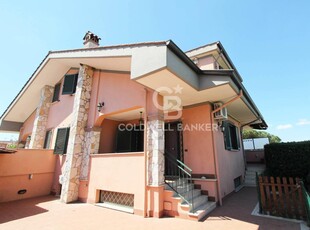 Villa in vendita a Guidonia Montecelio, Marco Simone