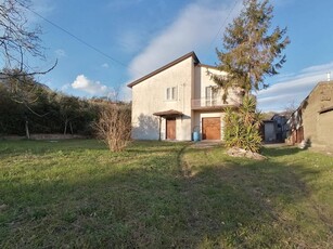 Villa in vendita a Montesarchio