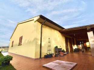 Villa in vendita a Piombino