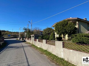 Villa in vendita a Savogna D'Isonzo