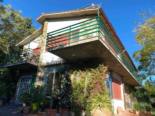 Villa in vendita a Sesto Fiorentino