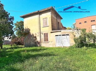 Villa in vendita a Soragna
