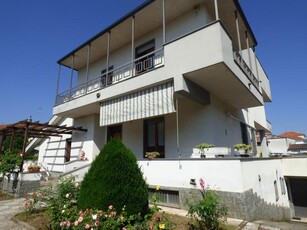 Villa unifamiliare in vendita in VIA SANTA MARIA, Vigevano