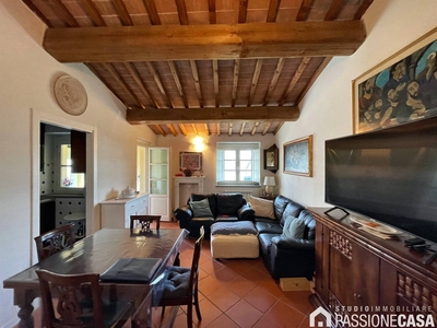 Appartamento in vendita a Prato Fontanelle