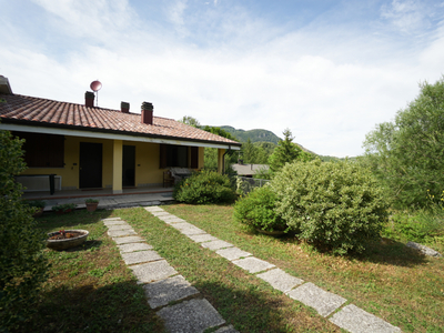 Vendita Casa bifamiliare Casteldelci