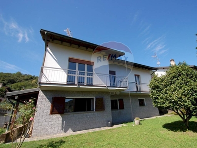 Vendita Casa indipendente Villaggio Bensi, 7
Lavena Ponte Tresa, Lavena Ponte Tresa